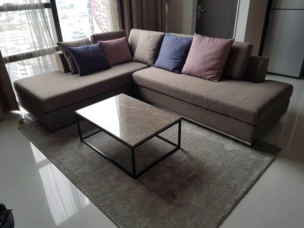 For sale: The Bangkok Sathorn Condominium, spacious room, comfortable, high floor, built-in furniture, very good quality, hurry and book before you mi
