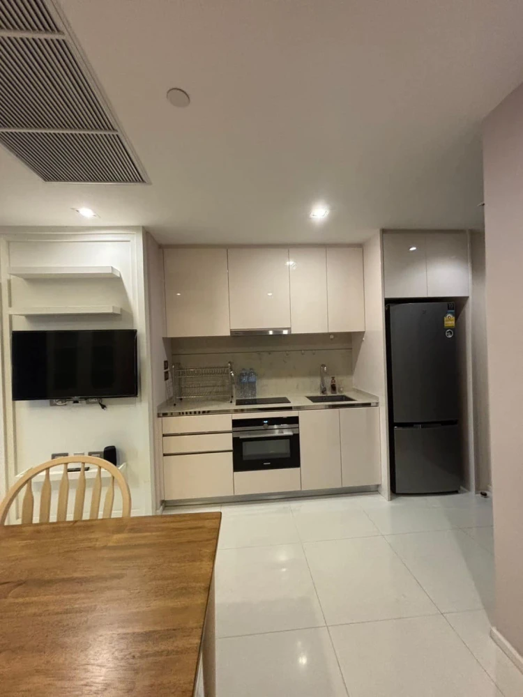 For sale: The Bangkok Sathorn, 14th floor, fully furnished, with private elevator. CBD city view. You will regret it if you miss it.