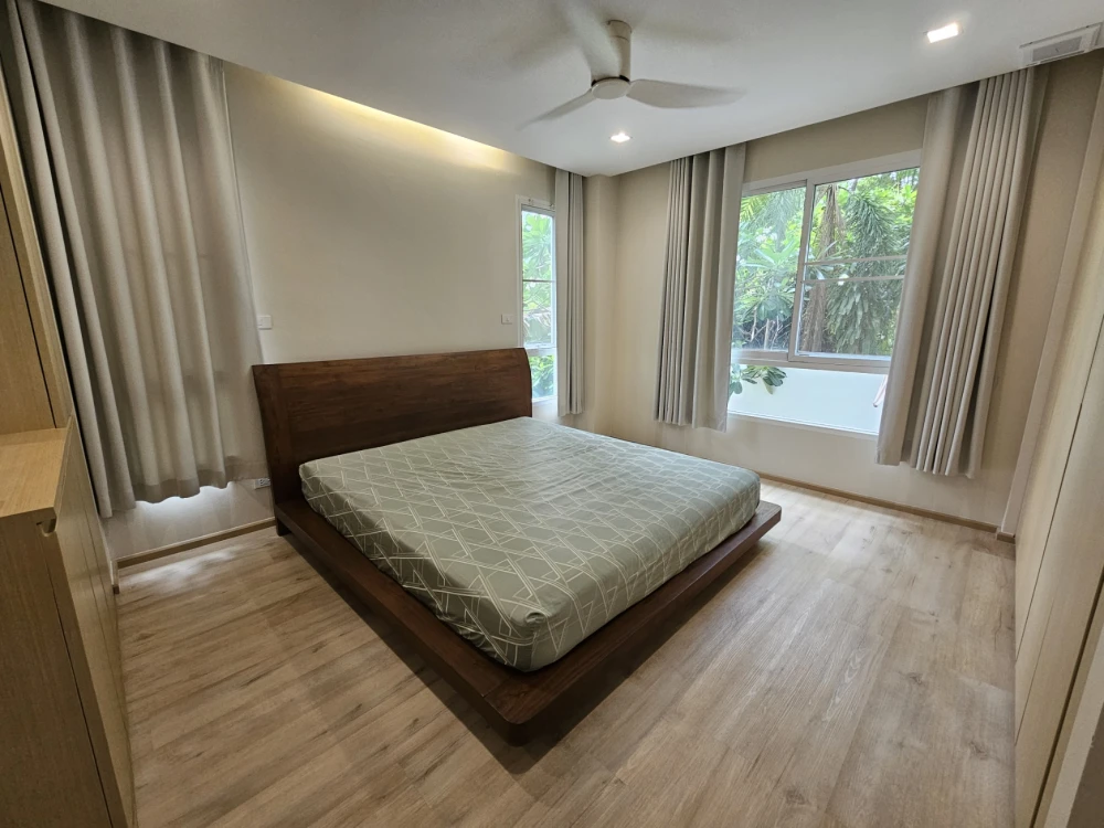 For sale: The Bangkok Sukhumvit 61, 2nd floor, fully furnished, ready to move in. Interested in owning one? Hurry and reserve now.