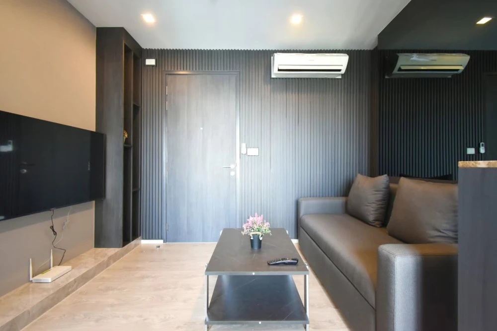 ขาย The Base Central Pattaya (พัทยากลาง) เฟอร์นิเจอร์ครบ ตกแต่งอย่างดี พร้อมเข้าอยู่