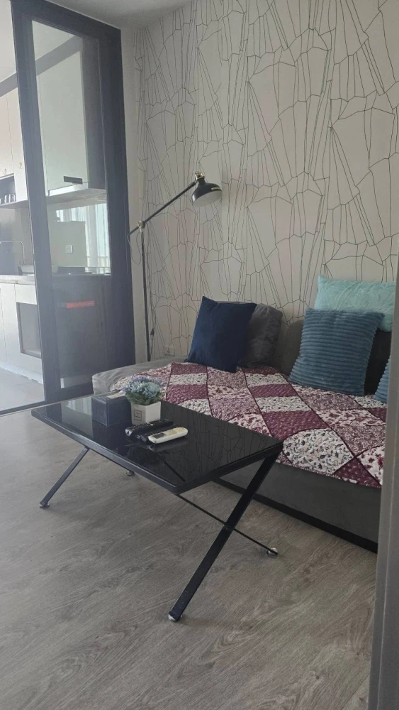 For sale: The Base Central Pattaya, spacious room, ready to move in, fully furnished, just bring your bag!