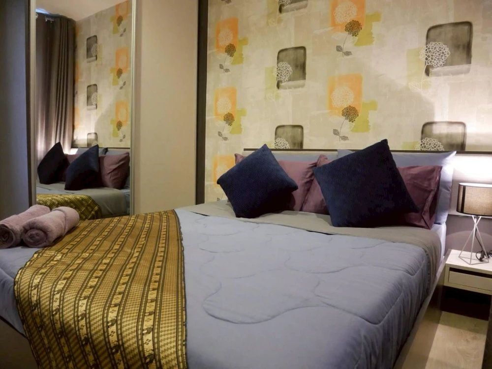 Selling ready-to-move-in, fully furnished, spacious unit at The Base Central Pattaya. Book now!