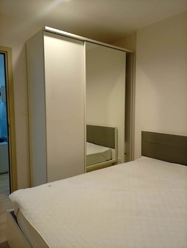 Selling The Base Rama 9-Ramkhamhaeng. 2.5 meter high ceilings create a spacious and comfortable living environment. Don't miss out!