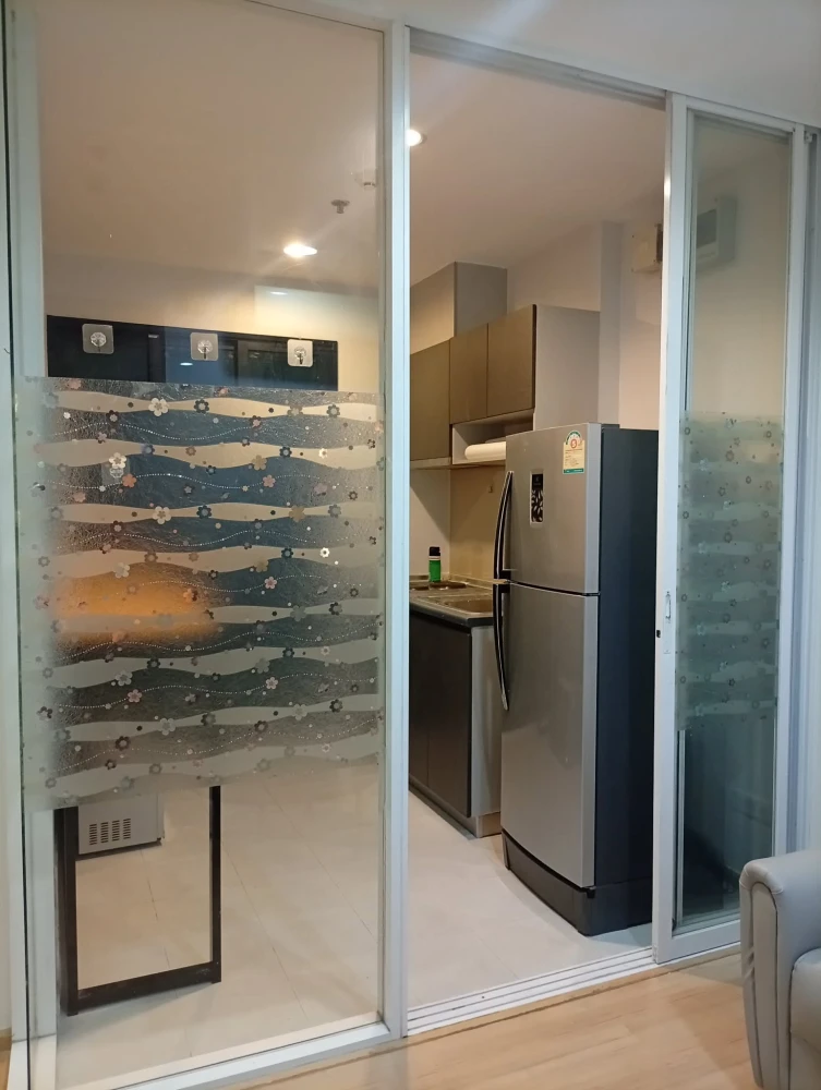 Selling The Base Rama 9-Ramkhamhaeng. 2.5 meter high ceilings create a spacious and comfortable living environment. Don't miss out!
