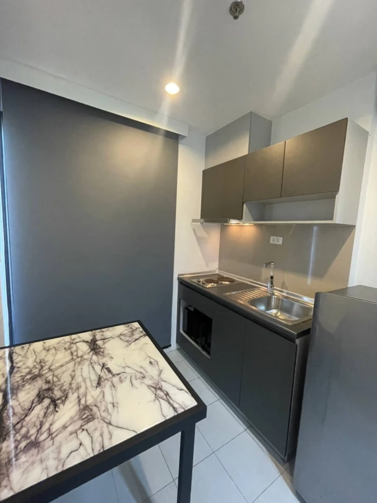 For sale: The Base Rama 9–Ramkhamhaeng, 1 bedroom, 1 bathroom, fully furnished, beautiful view from high floor, reserve now!