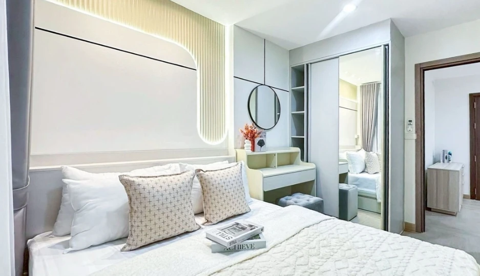 Selling The Base Sukhumvit 77, 8th floor. Beautifully furnished and ready to move in. Book now! Don't miss out!