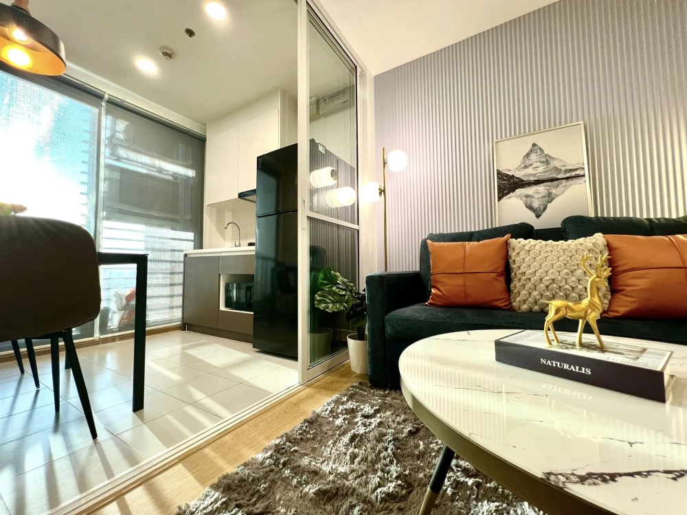 For sale: The Base Sukhumvit 77, a nice room, fully furnished, spacious and comfortable. Reserve now!
