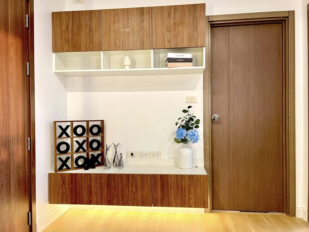 For sale: The Base Sukhumvit 77, a nice room, fully furnished, spacious and comfortable. Reserve now!