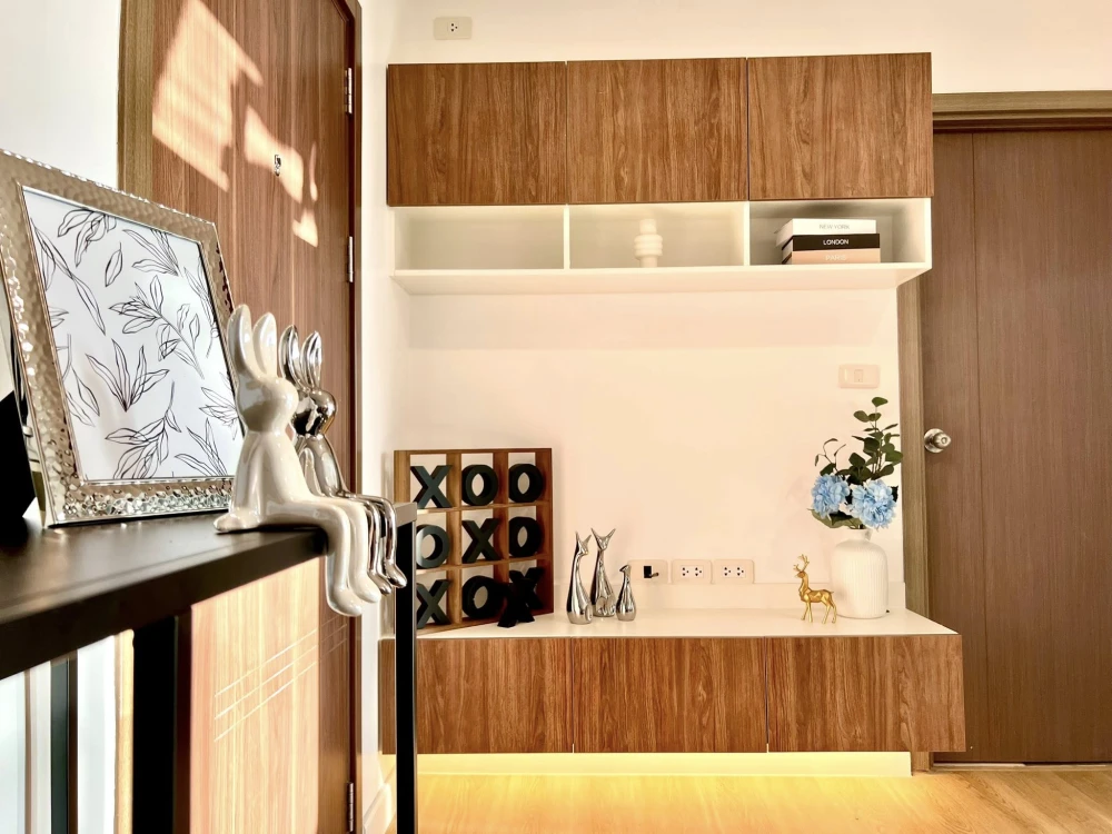 For sale: The Base Sukhumvit 77, a nice room, fully furnished, spacious and comfortable. Reserve now!