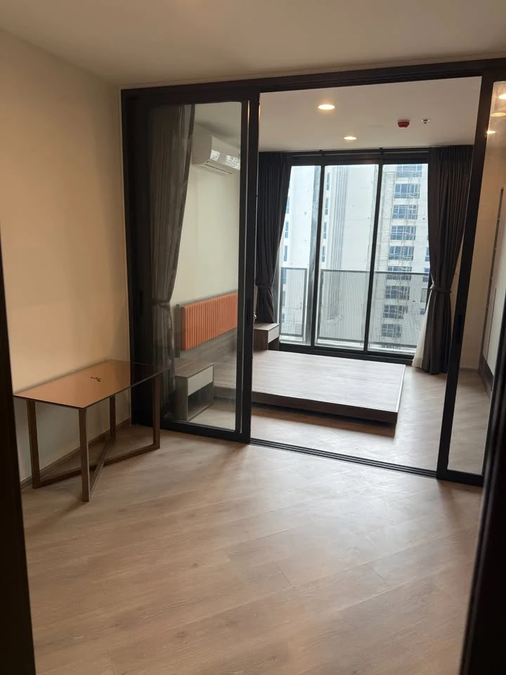 For sale: The Base Saphan Mai, separate rooms with generous living space, great price, become the owner today.