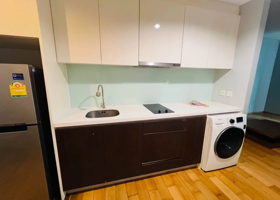 Selling The Breeze Narathiwas, a room with a great view, very beautiful view, highest floor, very spacious area, if you delay, you'll definitely miss