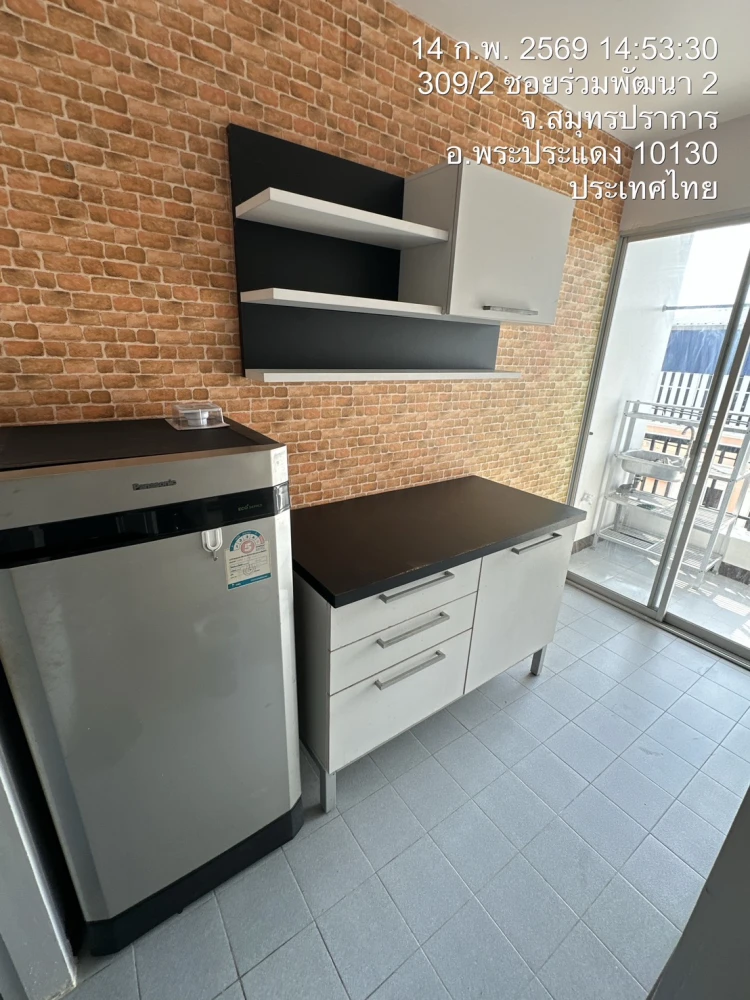 For sale: The Cache Rama 3 – Samrong, 1 bedroom, 1 bathroom, fully furnished, with beautiful wallpaper. Reserve now.