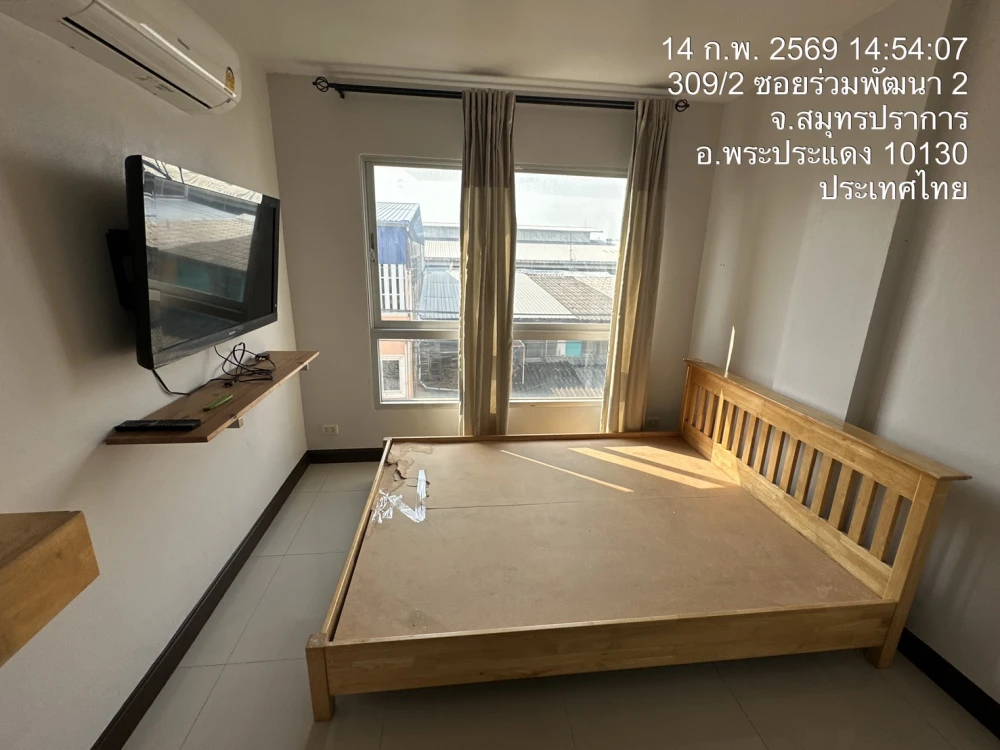 For sale: The Cache Rama 3 – Samrong, 1 bedroom, 1 bathroom, fully furnished, with beautiful wallpaper. Reserve now.