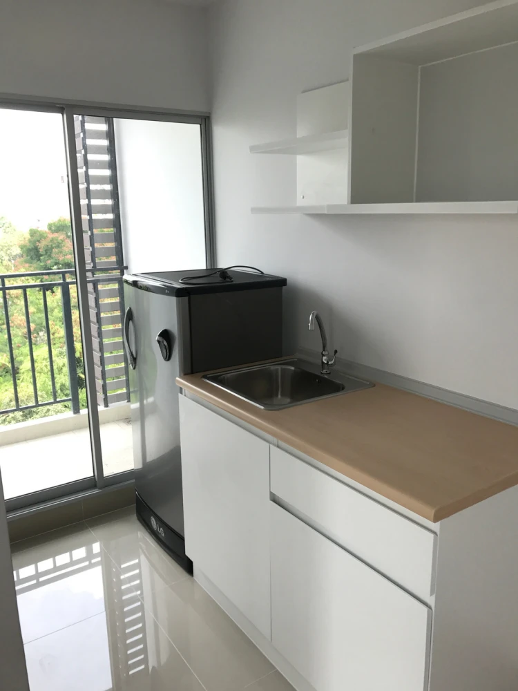 Selling The Connexion 2 Rattanathibet, 6th floor, fully furnished and ready to move in. Book now!