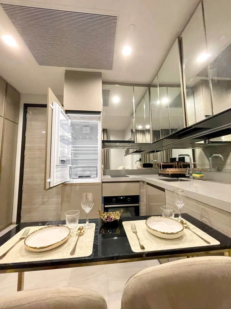 For sale: Unit at The Crest Park Residences with a garden view. Beautifully decorated and fully equipped with appliances—move-in ready!