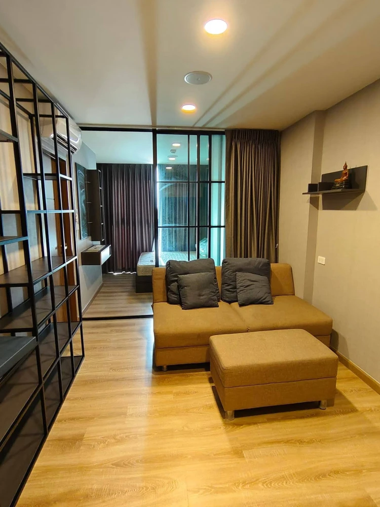 Selling THE CUBE LOFT Ladprao 107 condo. 2 bedrooms, one room can be used as a home office or bedroom. Book now!