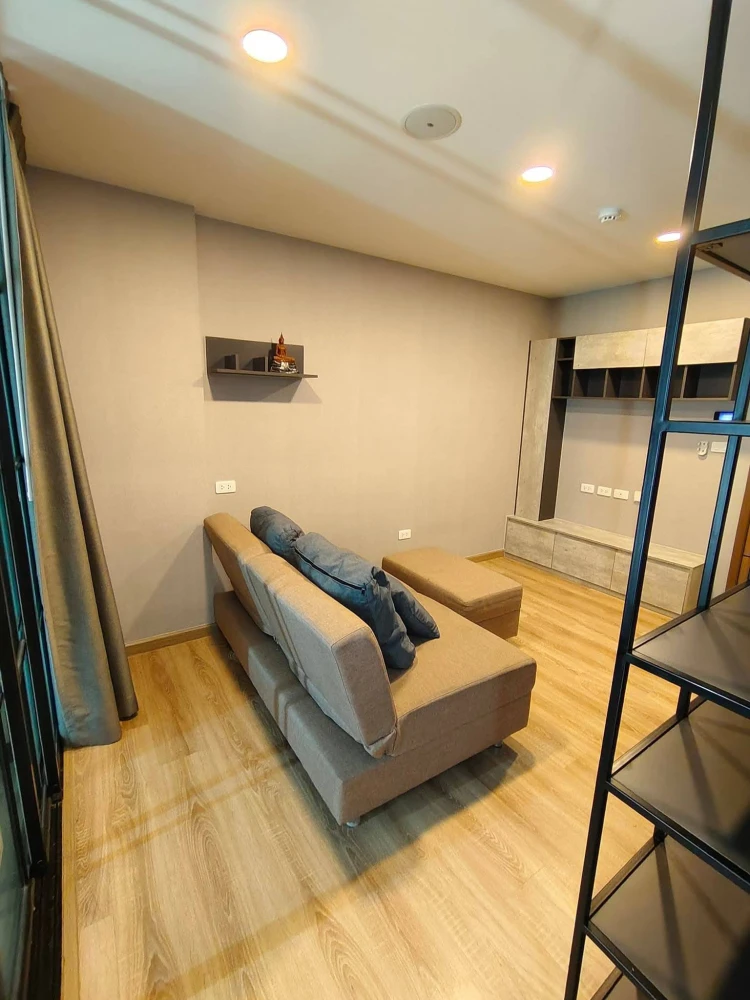Selling THE CUBE LOFT Ladprao 107 condo. 2 bedrooms, one room can be used as a home office or bedroom. Book now!