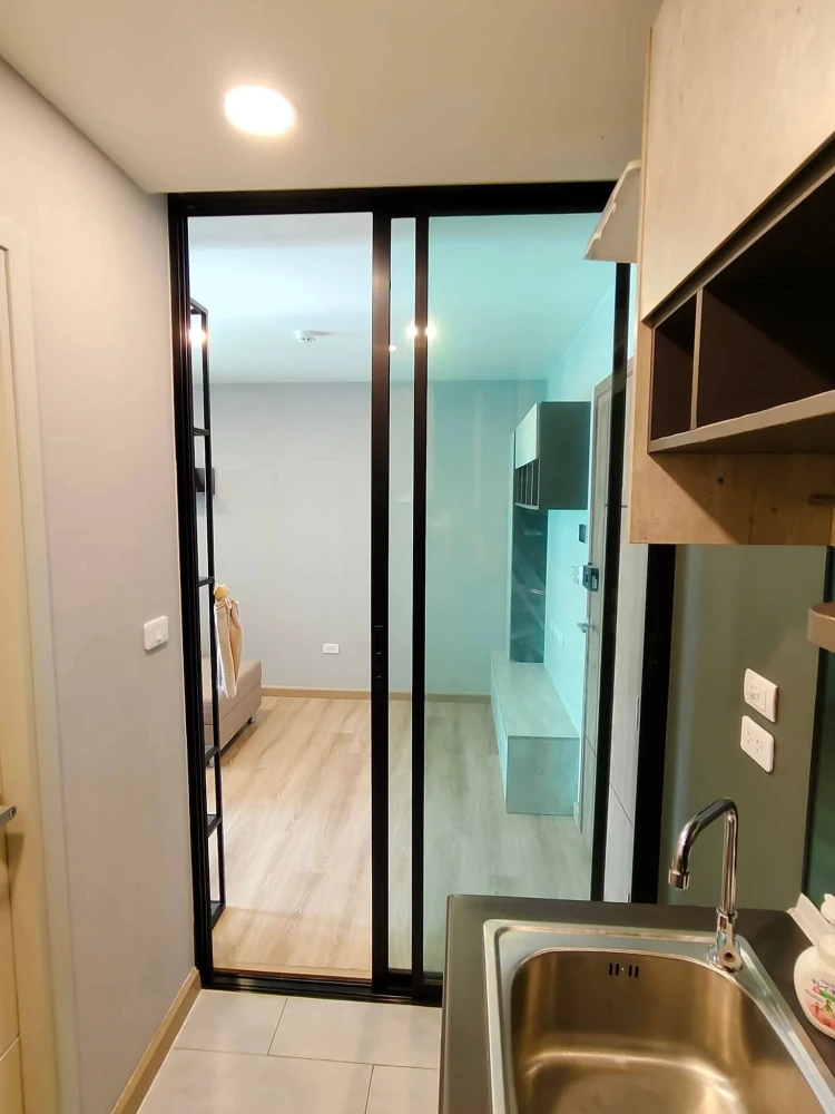 Selling THE CUBE LOFT Ladprao 107 condo. 2 bedrooms, one room can be used as a home office or bedroom. Book now!