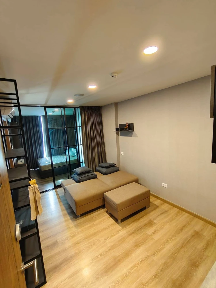 Selling THE CUBE LOFT Ladprao 107 condo. 2 bedrooms, one room can be used as a home office or bedroom. Book now!