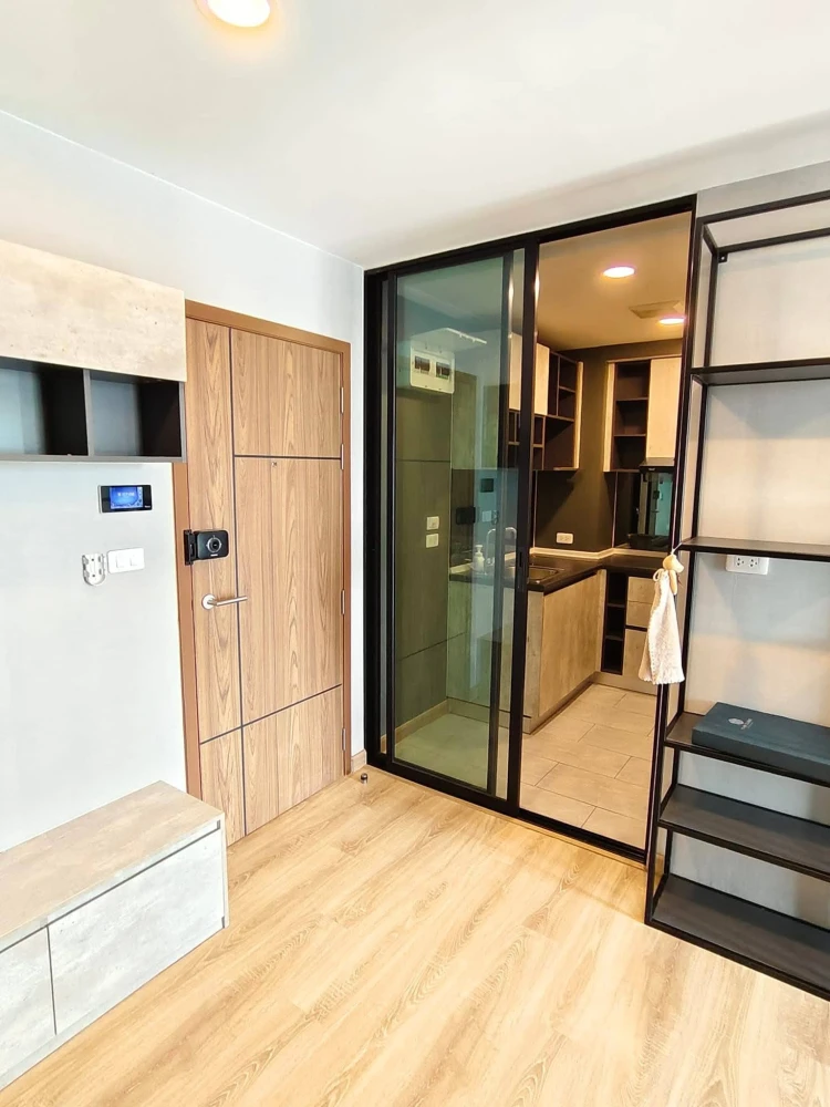 Selling THE CUBE LOFT Ladprao 107 condo. 2 bedrooms, one room can be used as a home office or bedroom. Book now!