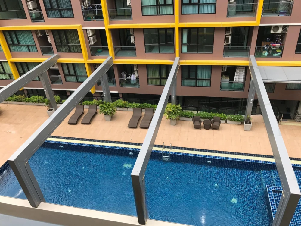 For sale: The Cube Plus Chaengwattana, swimming pool, very chill atmosphere, great location, convenient transportation, must arrange!!
