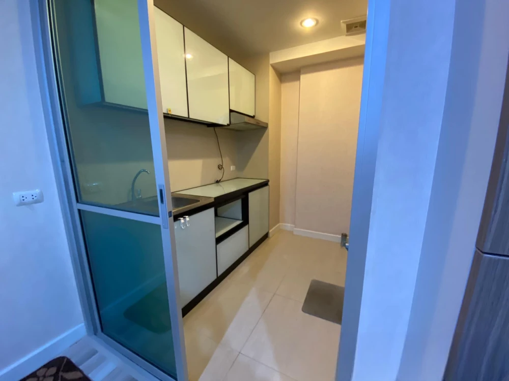For sale: The Cube Plus Chaengwattana, swimming pool, very chill atmosphere, great location, convenient transportation, must arrange!!