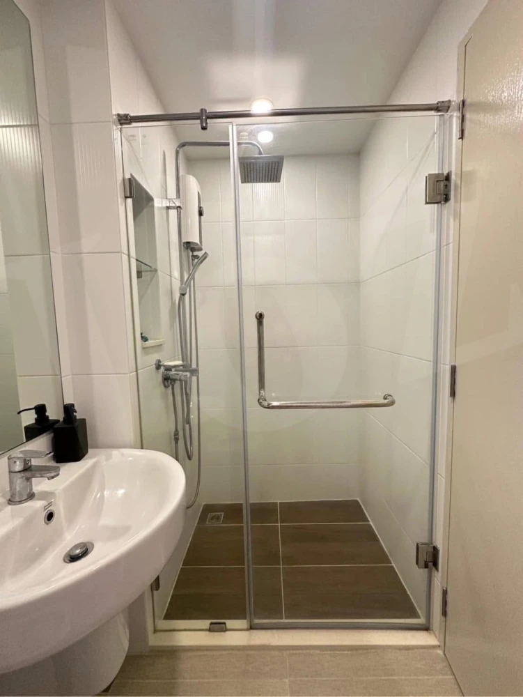 For sale: The Cube Premium Ratchada 32, 7th floor, partitioned room, fully furnished, reserve now, hurry!