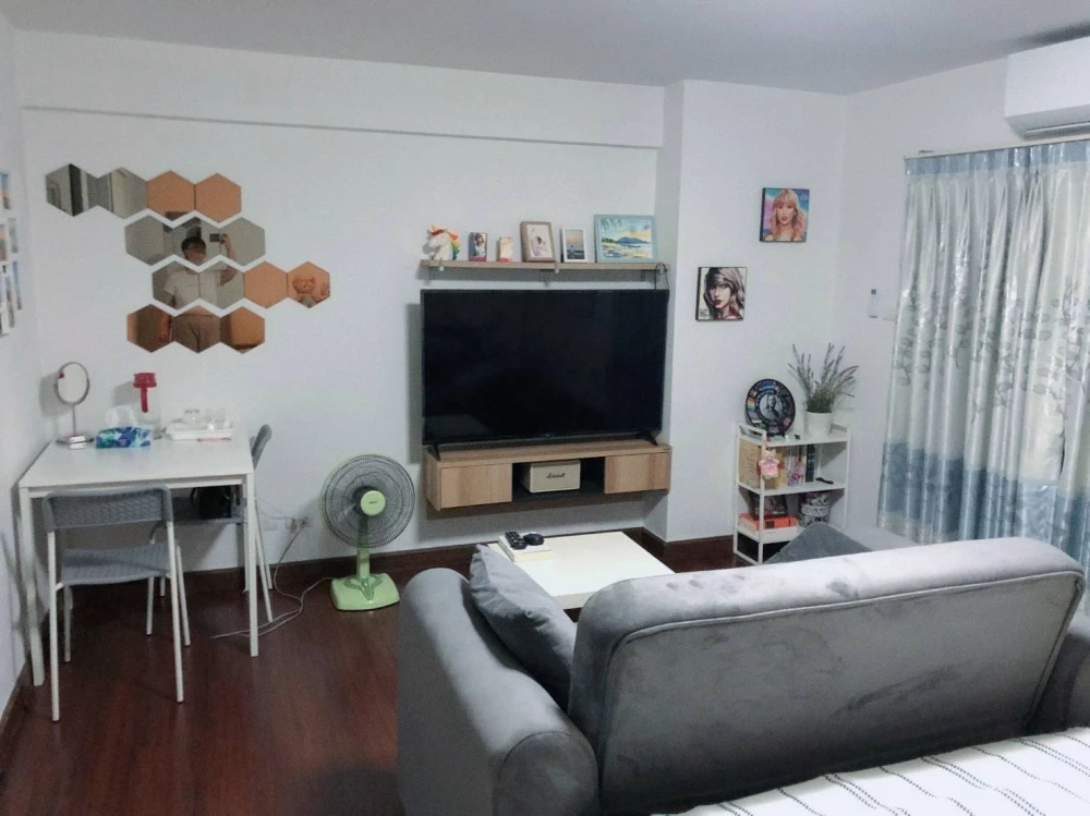 For sale: The Escape condominium with full set of furniture and electrical appliances. Just bring your bags and move in.