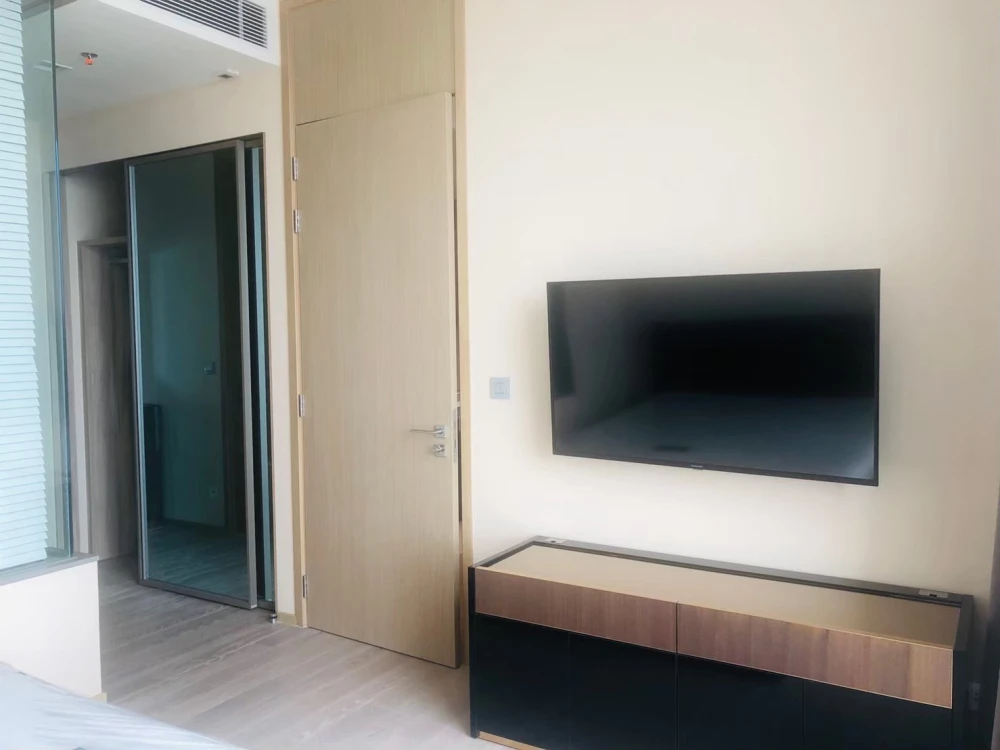 ขาย The ESSE Asoke ชั้น 34 ห้องแต่งครบ พร้อมอยู่ จองเลย ห้ามพลาด จองด่วนๆ