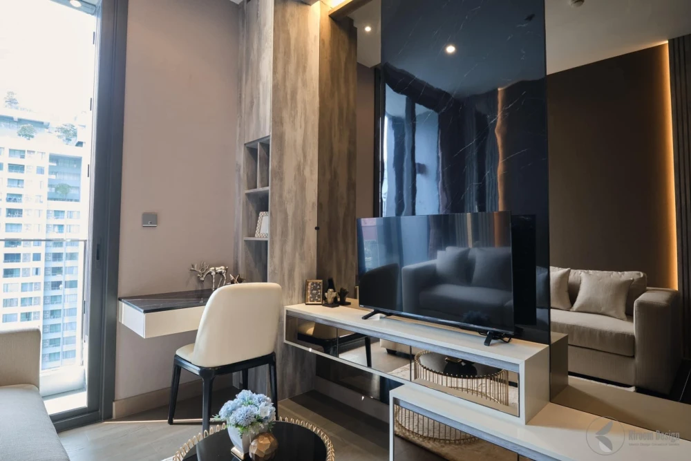 For sale: The Esse at Singha Complex, 31st floor, garden view, beautiful room, fully furnished, book now.