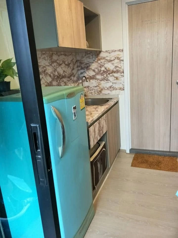 Selling The Excel Groove Lasalle 52, 1 bedroom, 1 bathroom condo. Fully furnished. Great location. Don't miss out!