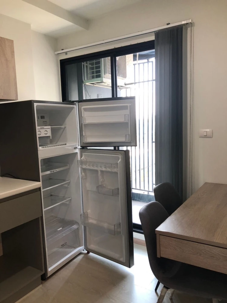For sale: The Excel Groove Lasalle 52, 5th floor, partitioned room, fully furnished, nice to live in, reserve now, don't miss out!