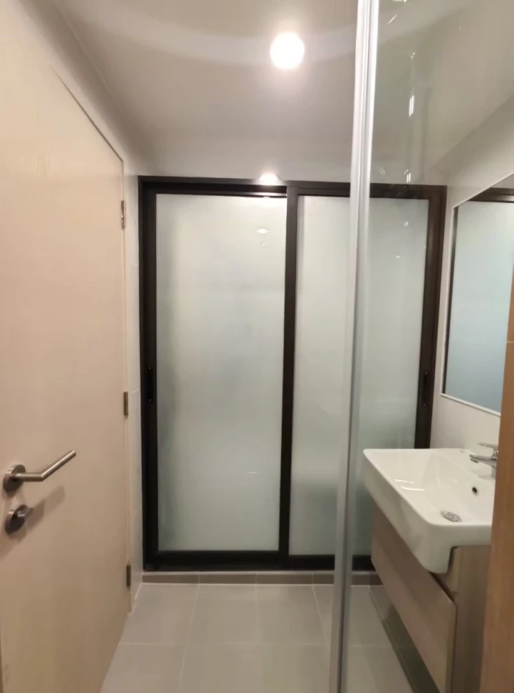 Selling The Excel Hideaway Sukhumvit 50, 1 bedroom, 1 bathroom, 3rd floor, fully furnished. Don't miss out!