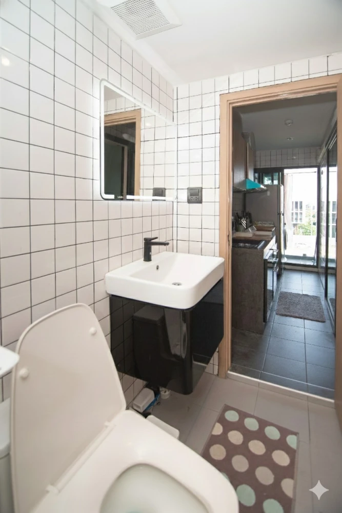 Selling The Excel Hideaway Sukhumvit 71, 1 bedroom, 1 bathroom. The interior is decorated in a coordinated theme. Amazing common areas. Don't miss out