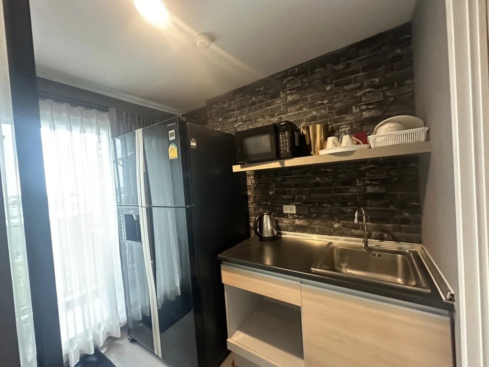 For sale: The Excel Khu Khot, 1 bedroom, 1 bathroom, fully furnished, with quality wallpaper. Don't miss out!