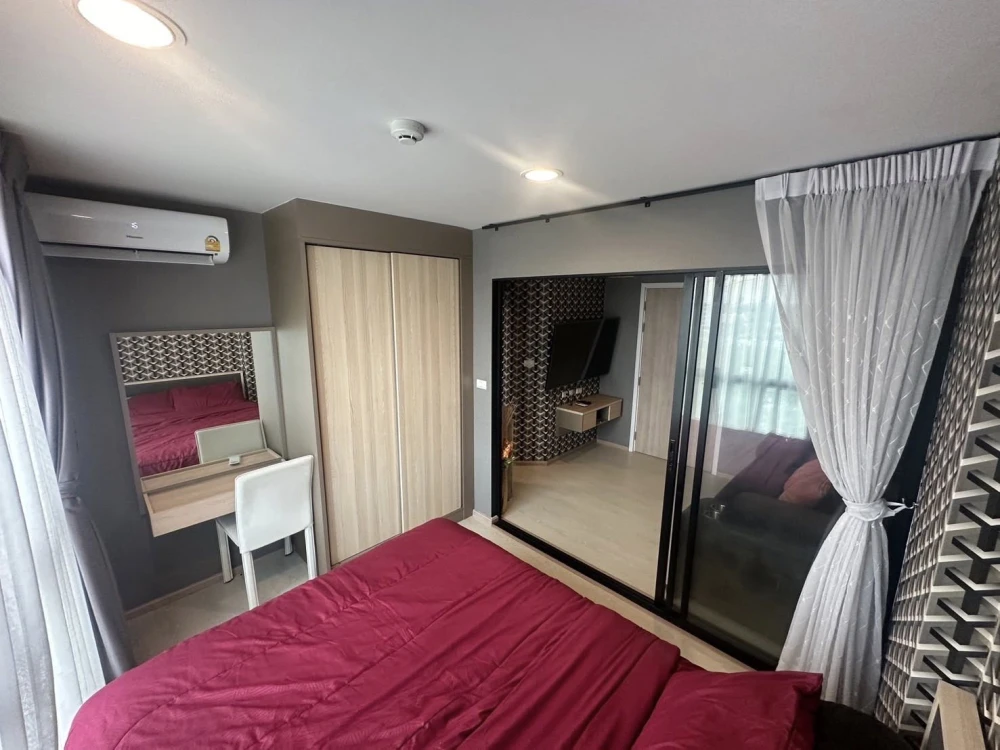 For sale: The Excel Khu Khot, 1 bedroom, 1 bathroom, fully furnished, with quality wallpaper. Don't miss out!