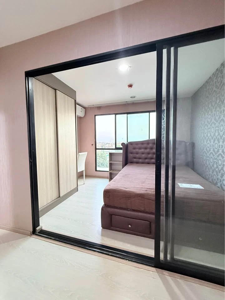 Selling The Excel Khu Khot condo. Nice unit, fully furnished with appliances. Book now!