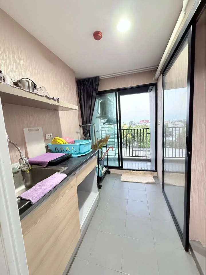 Selling The Excel Khu Khot condo. Nice unit, fully furnished with appliances. Book now!
