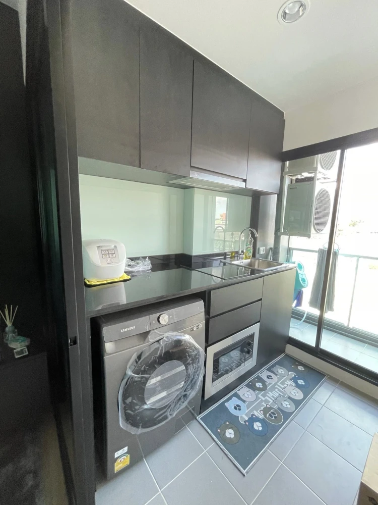 For sale: The Excel Ratchada 18, corner room, not crowded, decorated in a controlled tone, built-in wall, very cool, reserve now.