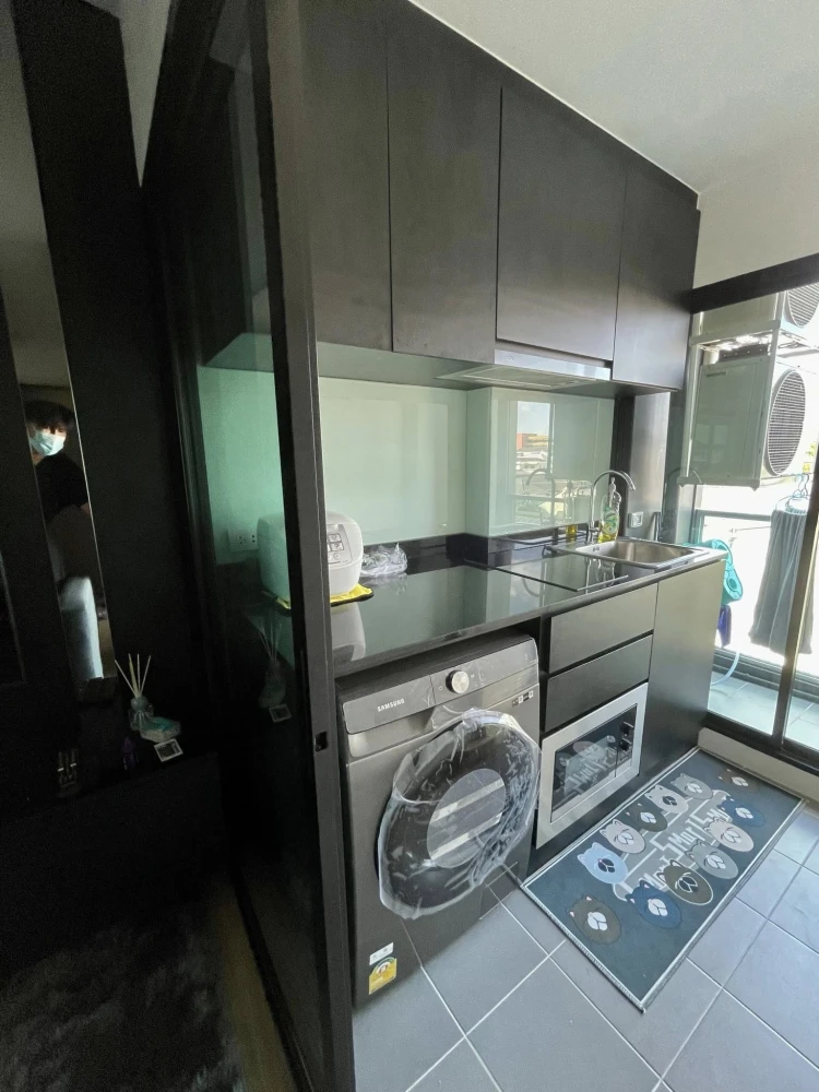 For sale: The Excel Ratchada 18, corner room, not crowded, decorated in a controlled tone, built-in wall, very cool, reserve now.