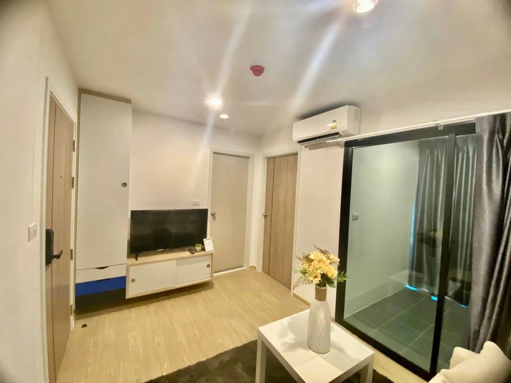For sale: The Excel Ratchada 18, corner unit with privacy, decorated in a neutral tone, garden view, not hot, fully furnished, reserve now!