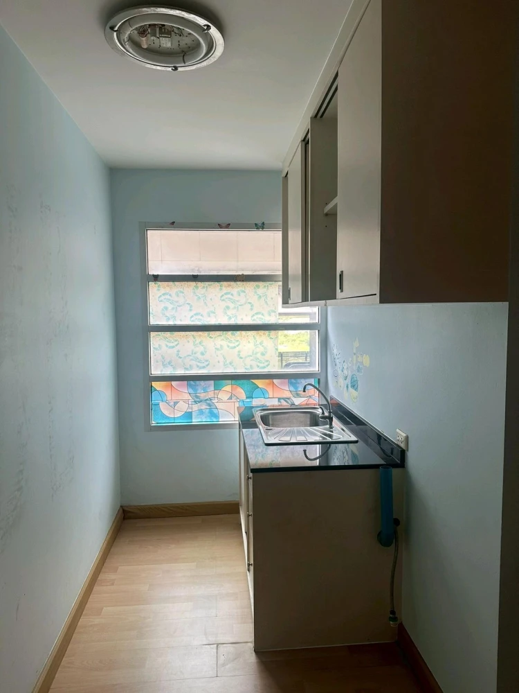 For sale: The Fifth Avenue Ratchada-Wongsawang, 5th floor, nice room, fully furnished, buy now, urgent!