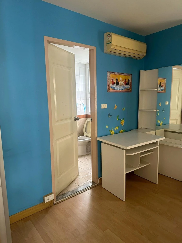 For sale: The Fifth Avenue Ratchada-Wongsawang, 5th floor, nice room, fully furnished, buy now, urgent!