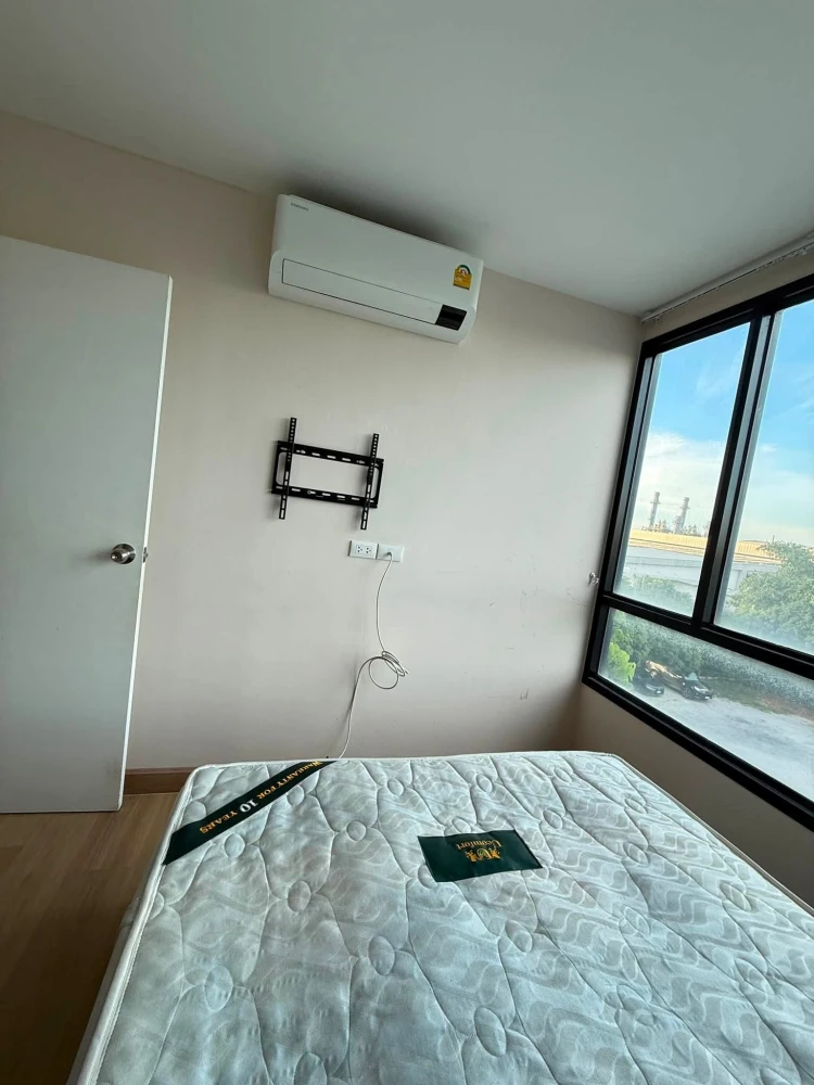 Selling The Indeed Condo Amata, 4th floor unit. Fully furnished, ready to move in!