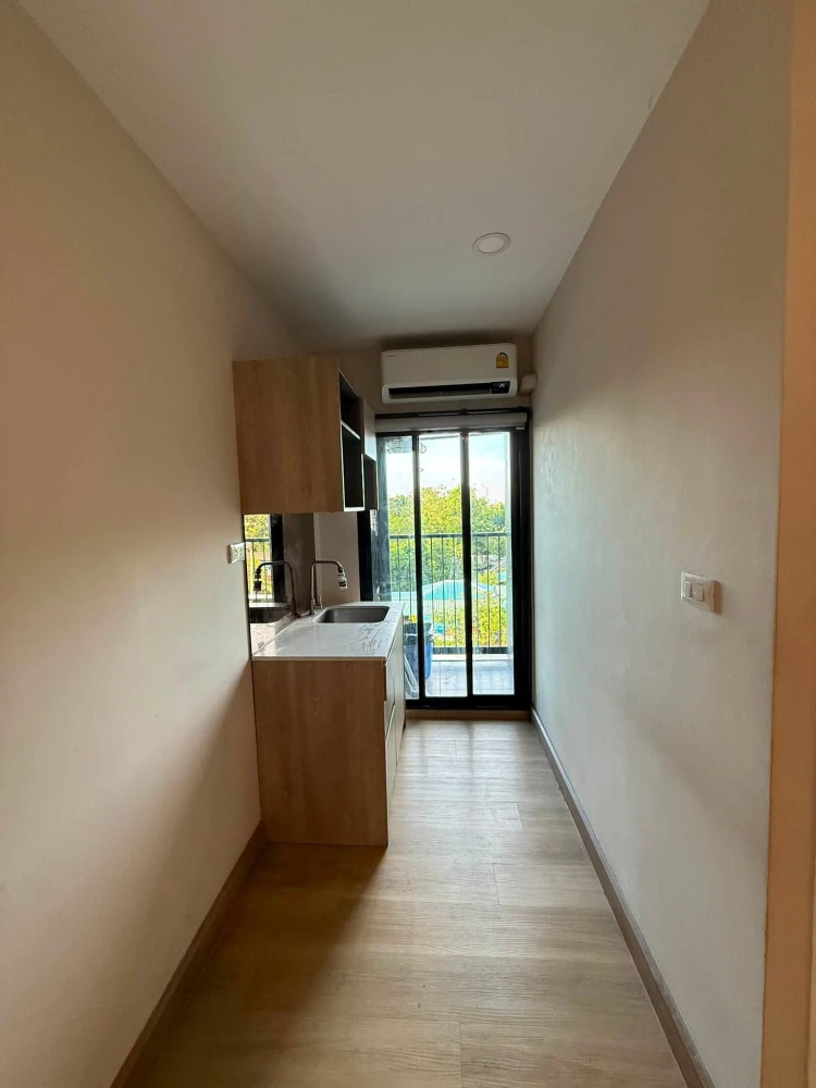 Selling The Indeed Condo Amata, 4th floor unit. Fully furnished, ready to move in!