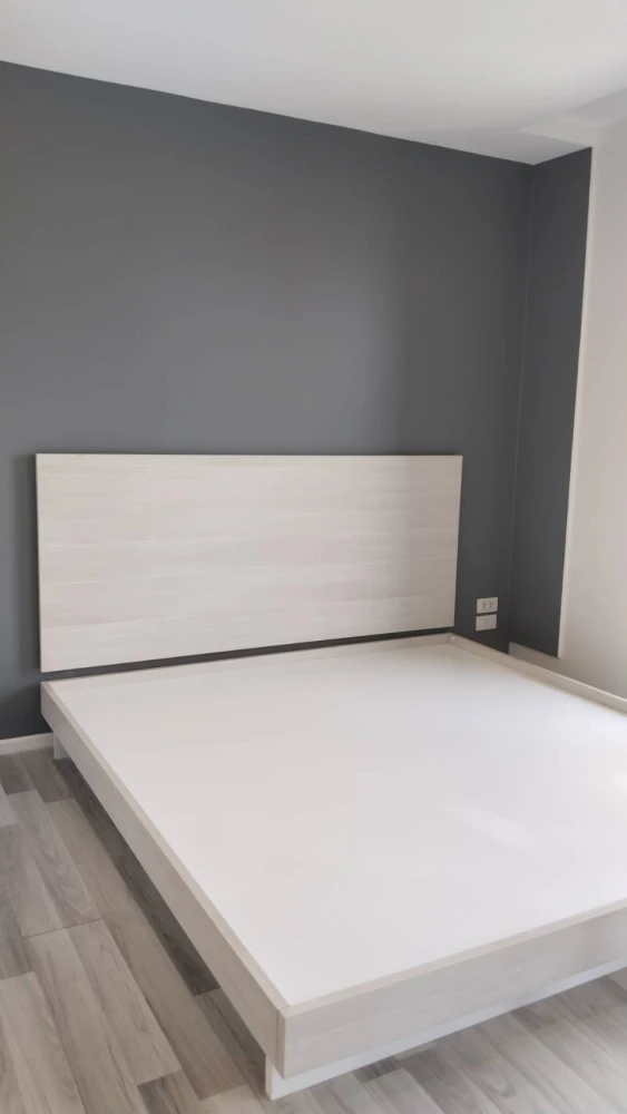 Selling a great-living unit at The Key Chaloemphrakiat Rama 9. Spacious and fully furnished. Book now!