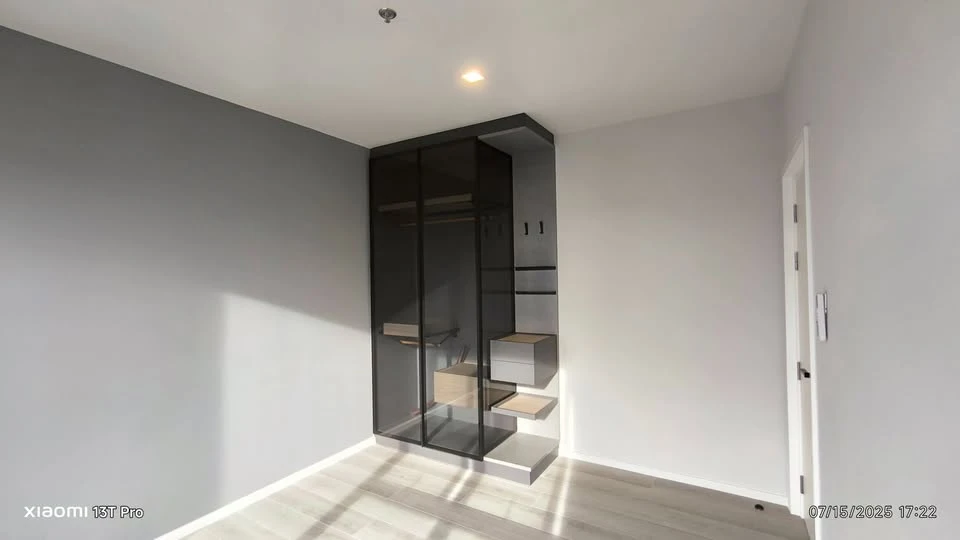 For sale: The Key Rama 3, corner unit with high privacy, full view of the river and Rama 3 Bridge. Reserve now!