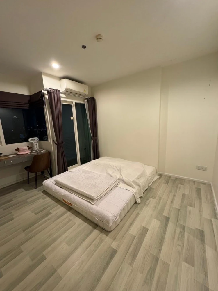 Selling/rent The Key Sathorn – Charoenrat. Large units with well-designed layouts, unobstructed views, good ventilation, and privacy. Book now!