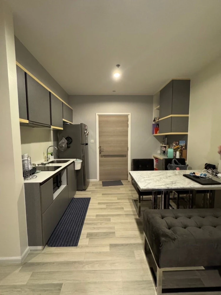 Selling/rent The Key Sathorn – Charoenrat. Large units with well-designed layouts, unobstructed views, good ventilation, and privacy. Book now!