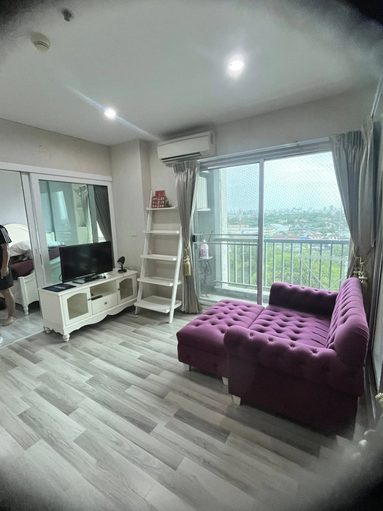 For sale: THE KEY Chaengwattana, corner unit, next to the fire exit, good breeze, good ventilation, no tall buildings blocking the view. Reserve now!